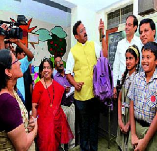 Reduce the burden of Daphta from next year | येत्या वर्षापासून दप्तराचे ओझे कमी करणार