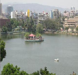 The Masunda Tigawar combines the hawkers with the wind | मासुंदा तलावाला वारागंनासह फेरीवाल्यांचा विळखा