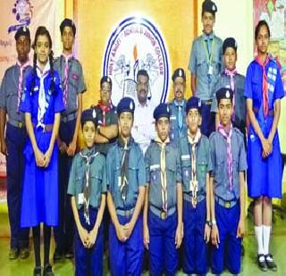 400 students attended the President-Prime Minister | ४०० विद्यार्थी राष्ट्रपती-पंतप्रधान भेटीला