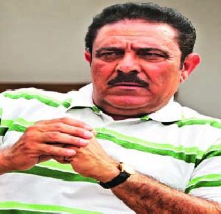 Yuva address cut: Dhoni | धोनीनेच केला युवीचा पत्ता कट : योगराज सिंग