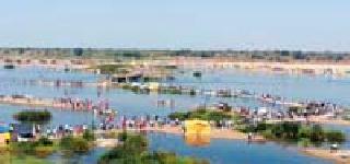 Millions of people live in Marc | मार्र्कं ड्यात उसळला लाखोंचा जनसागर Millions of people live in Marc | मार्र्कं ड्यात उसळला लाखोंचा जनसागर