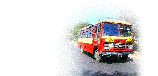 Veergaon: The arbitrariness of the carrier even when it is an official bus stand | वीरगाव : अधिकृत बसथांबा असतानाही वाहकाची मनमानी Veergaon: The arbitrariness of the carrier even when it is an official bus stand | वीरगाव : अधिकृत बसथांबा असतानाही वाहकाची मनमानी