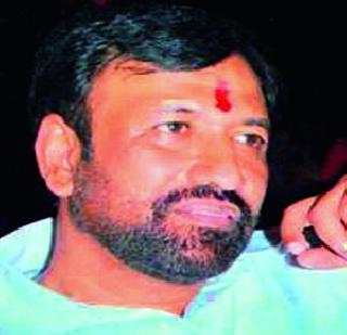 On the threshold of Shiv Sena split | शिवसेना फुटीच्या उंबरठ्यावर On the threshold of Shiv Sena split | शिवसेना फुटीच्या उंबरठ्यावर