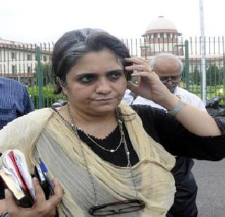 Teesta Setalvad's stance again adjourned | तीस्ता सेटलवाड यांच्या अटकेला पुन्हा स्थगिती