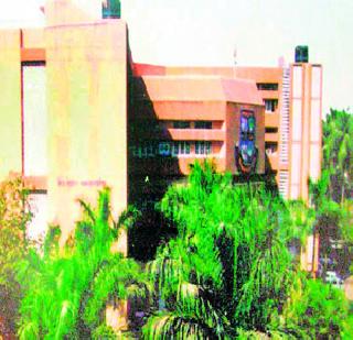 In the last three years, the four commissions of the Bharindar changed | तीन वर्र्षांत भार्इंदरचे बदलले चार आयुक्त