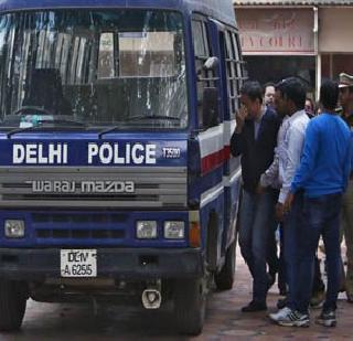 Spies also threaten national security | हेरगिरीने राष्ट्रहितही धोक्यात Spies also threaten national security | हेरगिरीने राष्ट्रहितही धोक्यात