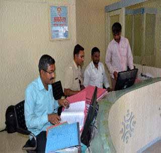 Refusal to return the deposits by the Akola branch of BHR | बीएचआरच्या अकोला शाखेद्वाराही ठेवी परत देण्यास नकार