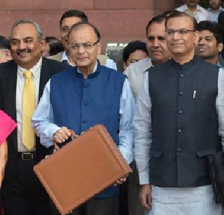 There is a law frame surrounding the black money stashed abroad | विदेशात काळा पैसा दडवणा-यांभोवती कायद्याचा फास आवळला