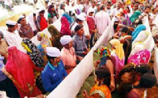 23 couples married at a group wedding at Muska | मुस्का येथील सामूहिक विवाह सोहळ्यात २३ जोडपी विवाहबद्ध 23 couples married at a group wedding at Muska | मुस्का येथील सामूहिक विवाह सोहळ्यात २३ जोडपी विवाहबद्ध