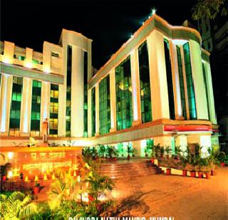 P.L. Deshpande academy prices rise! | पु.ल. देशपांडे अकादमीचा भाव वधारला!