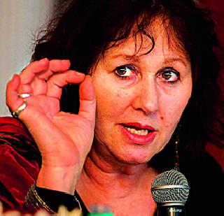 'Indian girl' silent! | ‘भारताची कन्या’ खामोशच!