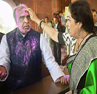 Insurance Bill approved in the Lok Sabha | विरोध डावलून विमा विधेयक लोकसभेत मंजूर