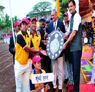 Mumbai Police's 'pressure' | मुंबई पोलिसांचा ‘दबदबा’ कायम