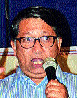 Do not mix memories of the past in front of children. | भूतकाळातील आठवणी मुलांसमोर उगाळू नका.