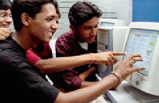 Gram Panchayat elections under e-election system | ई-निवडणूक पद्धतीने ग्रामपंचायत निवडणुका