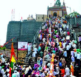 Wanderer's Pandhri "rumor! | ‘भटक्यांची पंढरी’ दुमदुमली! Wanderer's Pandhri "rumor! | ‘भटक्यांची पंढरी’ दुमदुमली!