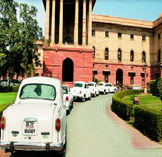 Government assets are heavier than pearl nose! | सरकारी मालमत्तांचा मोती नाकापेक्षा जड!