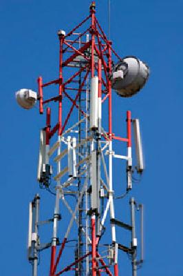 Dangerous mobile towers are fixed | वस्तीतील मोबाईल टॉवर ठरताहेत धोकादायक