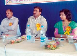 Customers should be aware about the claim | ग्राहकांनी हक्काबाबत जागरूक असावे