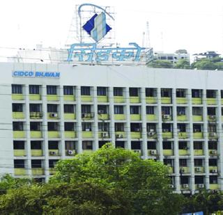 Waiting for rebuilding of schools | शाळांना पुनर्निर्माणाची प्रतीक्षा