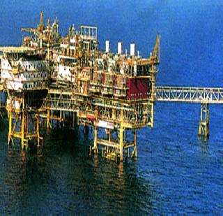 Natural Gas to be 10% cheaper than in April | नैसर्गिक गॅस एप्रिलपासून होणार १0 टक्क्यांनी स्वस्त Natural Gas to be 10% cheaper than in April | नैसर्गिक गॅस एप्रिलपासून होणार १0 टक्क्यांनी स्वस्त