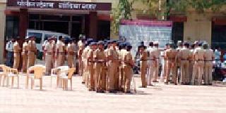 Gondia horror, market jam | गोंदिया दहशतीत, बाजारपेठ ठप्प Gondia horror, market jam | गोंदिया दहशतीत, बाजारपेठ ठप्प