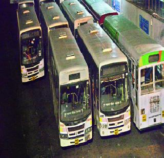 Nobody, PMP! | कुणीही या, पीएमपी पळवा!