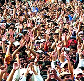 Door-to-door letter vendor's door | दारूबंदीचे पत्र विक्रेत्यांच्या दारात