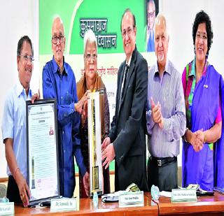 Oral literature is transient | मौखिक साहित्य क्षणिक असते