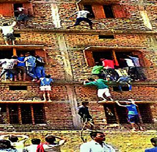 300 anti-graft campaign in Bihar | बिहारमधील कॉपीविरोधी मोहिमेत ३०० गजाआड