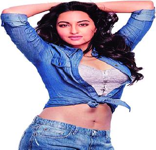 Sonakshi now sits in 'Akira' | सोनाक्षी आता ‘अकिरा’मध्ये बिझी