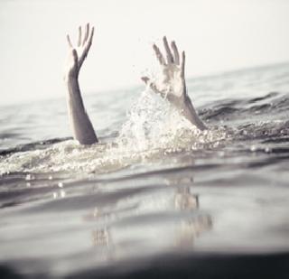 Sunday becomes lean; 14 people die drowning | रविवार ठरला घातवार; १४ जणांचा बुडून मृत्यू