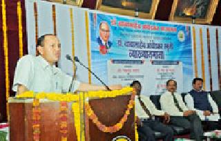 The new theory of history developed by Babasaheb | बाबासाहेबांनी विकसित केले इतिहासातील नवीन सिद्धांत