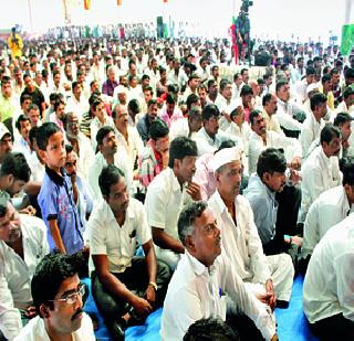 Mathadi will not let the workers down! | माथाडी कामगारांना उद्ध्वस्त होऊ देणार नाही Mathadi will not let the workers down! | माथाडी कामगारांना उद्ध्वस्त होऊ देणार नाही