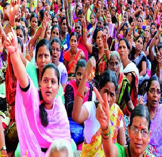 Death of Aanganwadi worker during Mannawadi agitation | मानधनवाढीच्या आंदोलनादरम्यान अंगणवाडी सेविकेचा मृत्यू