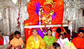 Saptashringi started the chaitra of Goddess | सप्तशृंगी देवीच्या चैत्रोत्सवास सुरुवात