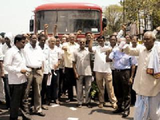 The movement for the demand of independent Vidarbha State | स्वतंत्र विदर्भ राज्याच्या मागणीसाठी आंदोलन The movement for the demand of independent Vidarbha State | स्वतंत्र विदर्भ राज्याच्या मागणीसाठी आंदोलन