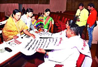 An Accidental Contract for a Single Contractor | एकाच ठेकेदाराला घंटागाडीचा ठेका