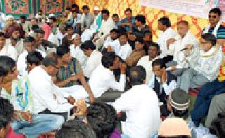 Request for organizations for Muslim reservation | मुस्लीम आरक्षणासाठी संघटनांचे निवेदन