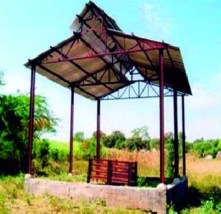 CIDCO's cremation ground relatives! | सिडकोच्या स्मशानभूमीत नातेवाइकांना मरणयातना !