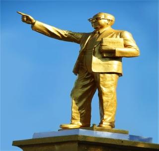 There was a continuous memory of Babasaheb | बाबासाहेबांच्या परिसस्पर्शाची स्मृती कायम