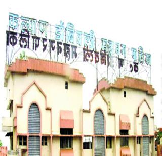 Powered by the budget approval! | अर्थसंकल्पाच्या मंजूरीवरुन तणातणी!