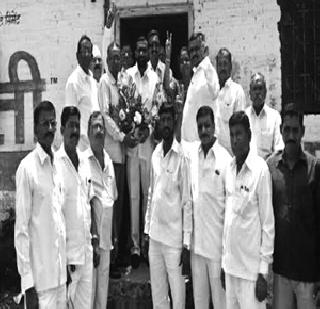 Sharad Lad will be the President of the Purchase and Trading Team | खरेदी-विक्र ी संघाच्या सभापतीपदी शरद लाड