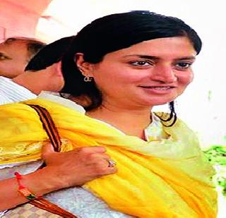 BJP MPs donate Rs 3 crores | भाजपा खासदाराचा तीन कोटींचा ठुमका BJP MPs donate Rs 3 crores | भाजपा खासदाराचा तीन कोटींचा ठुमका