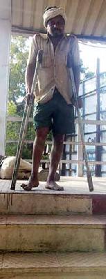 Escalators and ramps are in progress | एस्कलेटर व रॅम्पचे काम प्रलंबित