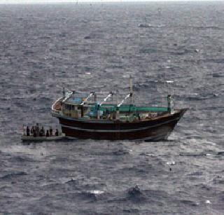 600 crore heroin seized with Pakistan's 'intoxication' | पाकचा ‘नशा’ उतरवला बोटीसह ६०० कोटींचे हेरॉइन जप्त