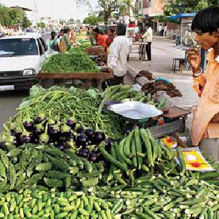 Recovery of market fees in non-hawkers area | ना-फेरीवाला क्षेत्रातही बाजार फी ची वसूली