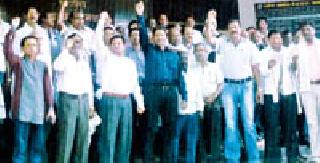 BSNL employees' assets | ‘बीएसएनएल’ कर्मचाऱ्यांचा संप