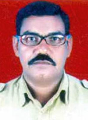 And the carrier left the bus station | अन् वाहकाने सोडला बसस्थानकात जीव