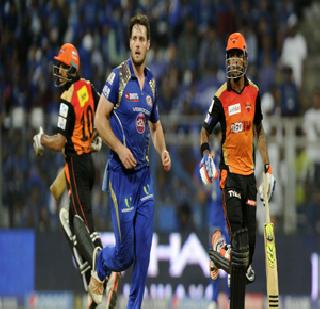 Mumbai lost to Hyderabad | मुंबईनं हैदराबादला हरवलं Mumbai lost to Hyderabad | मुंबईनं हैदराबादला हरवलं